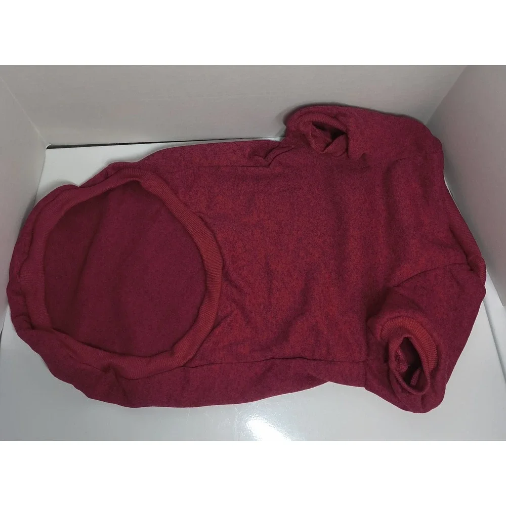 The Unbranded Brand set dog